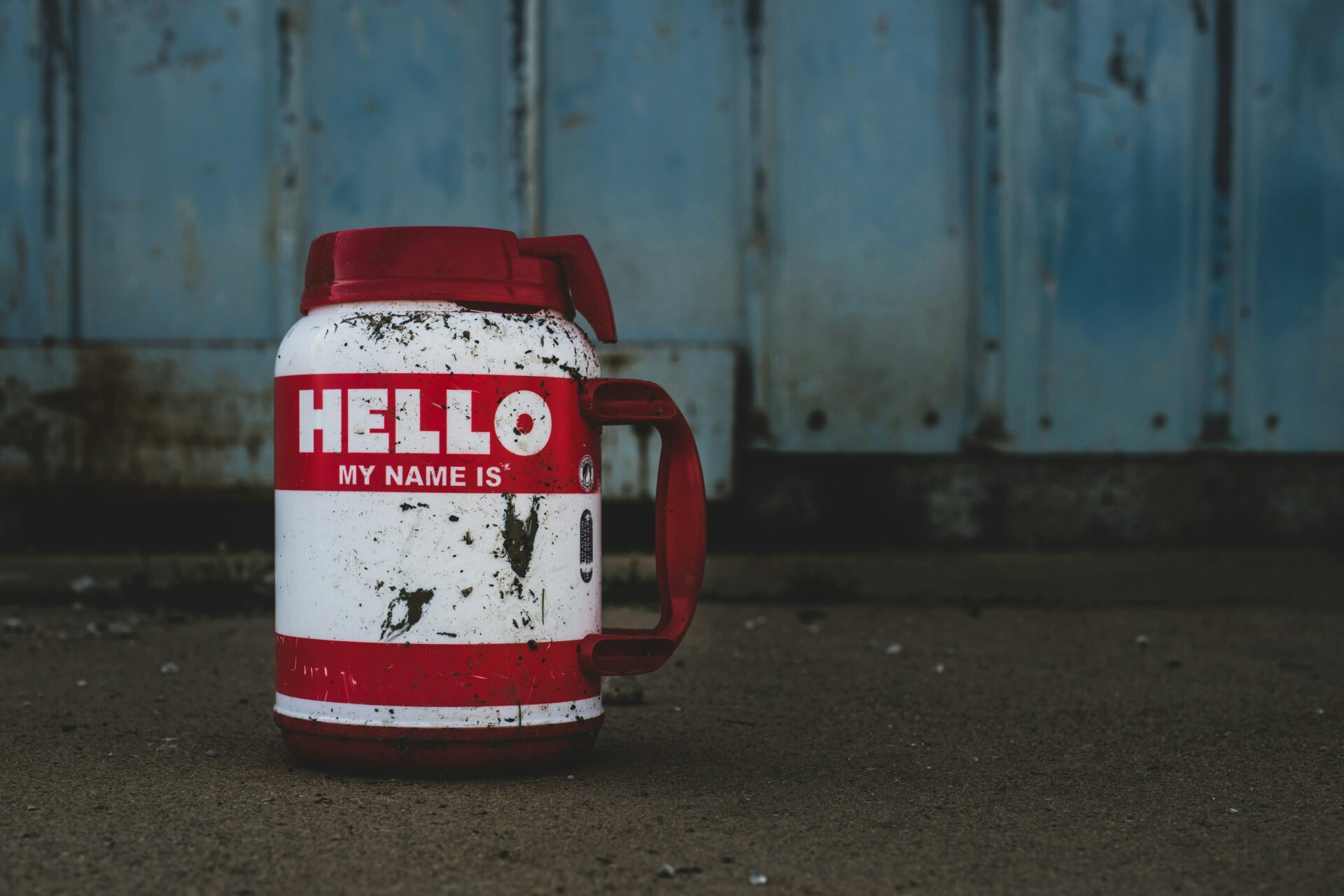 red-and-white-mug-with-name-tag